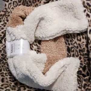 MIXIT 2 TONE FAUX FUR SHERPA OBLONG SCARF